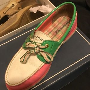 Sperry shoes